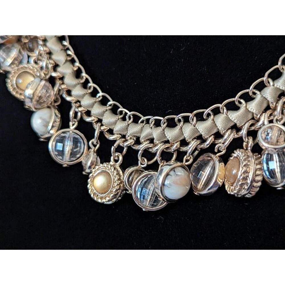 Statement Necklace With Ribbon And Bangles - Picture 3 of 8